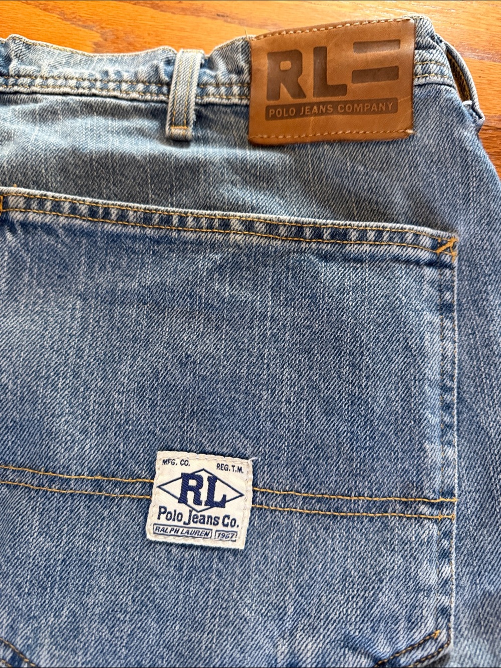 Men Ralph Lauren Polo Jeans Co.leather logo& logo patch on back.VG ConditionS:34
